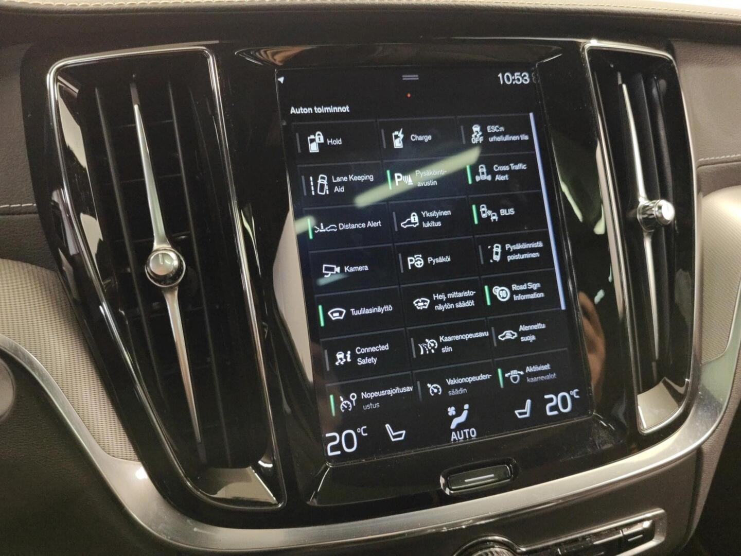 VOLVO V60 2020