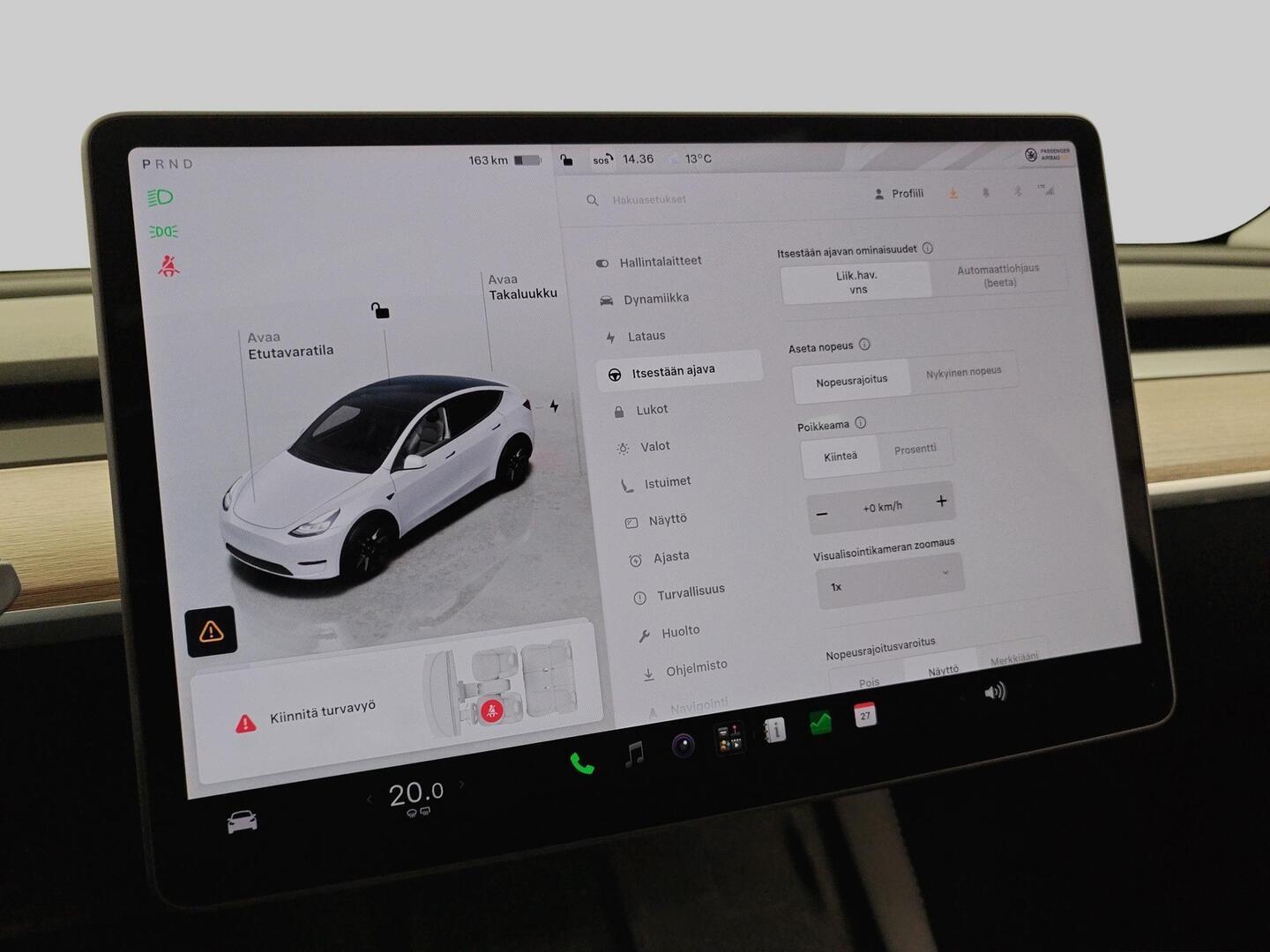 TESLA Model Y 2023