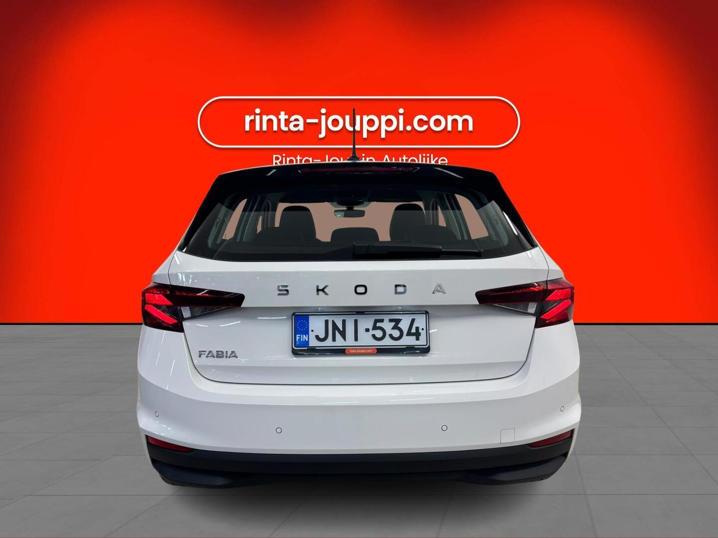 SKODA Fabia 2024