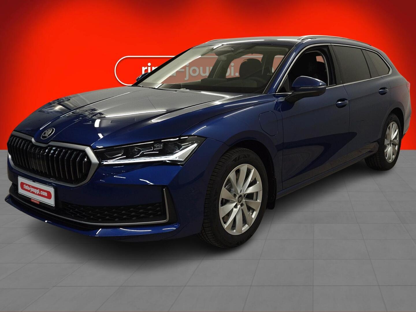 SKODA SUPERB 2026