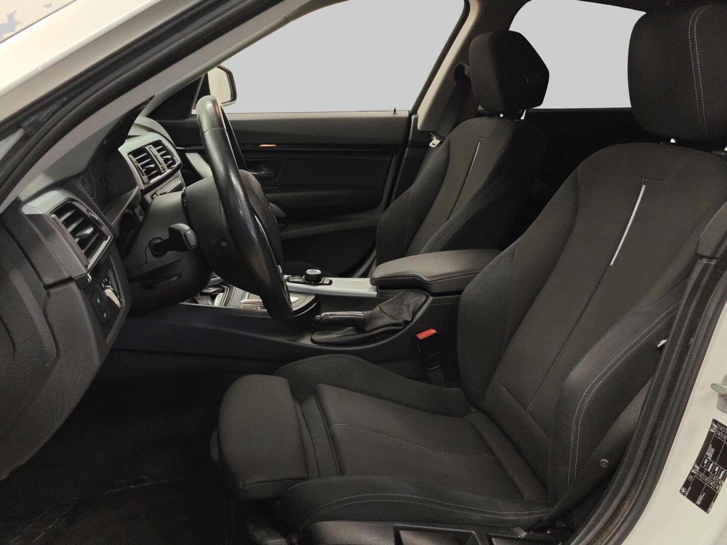 BMW 320 Gran Turismo 2014