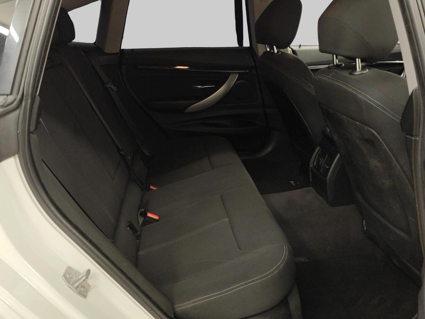 BMW 320 Gran Turismo 2014