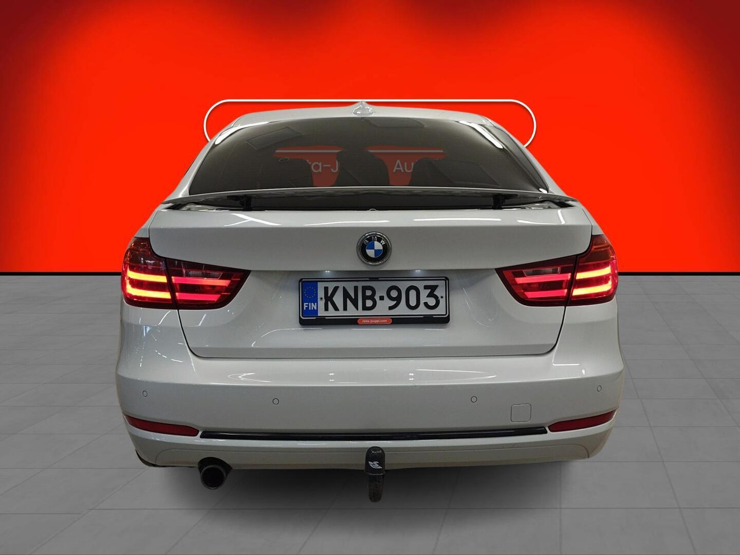 BMW 320 Gran Turismo 2014