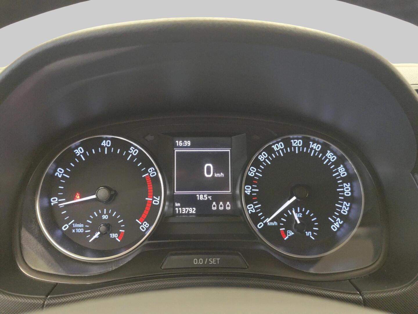 SKODA FABIA 2016