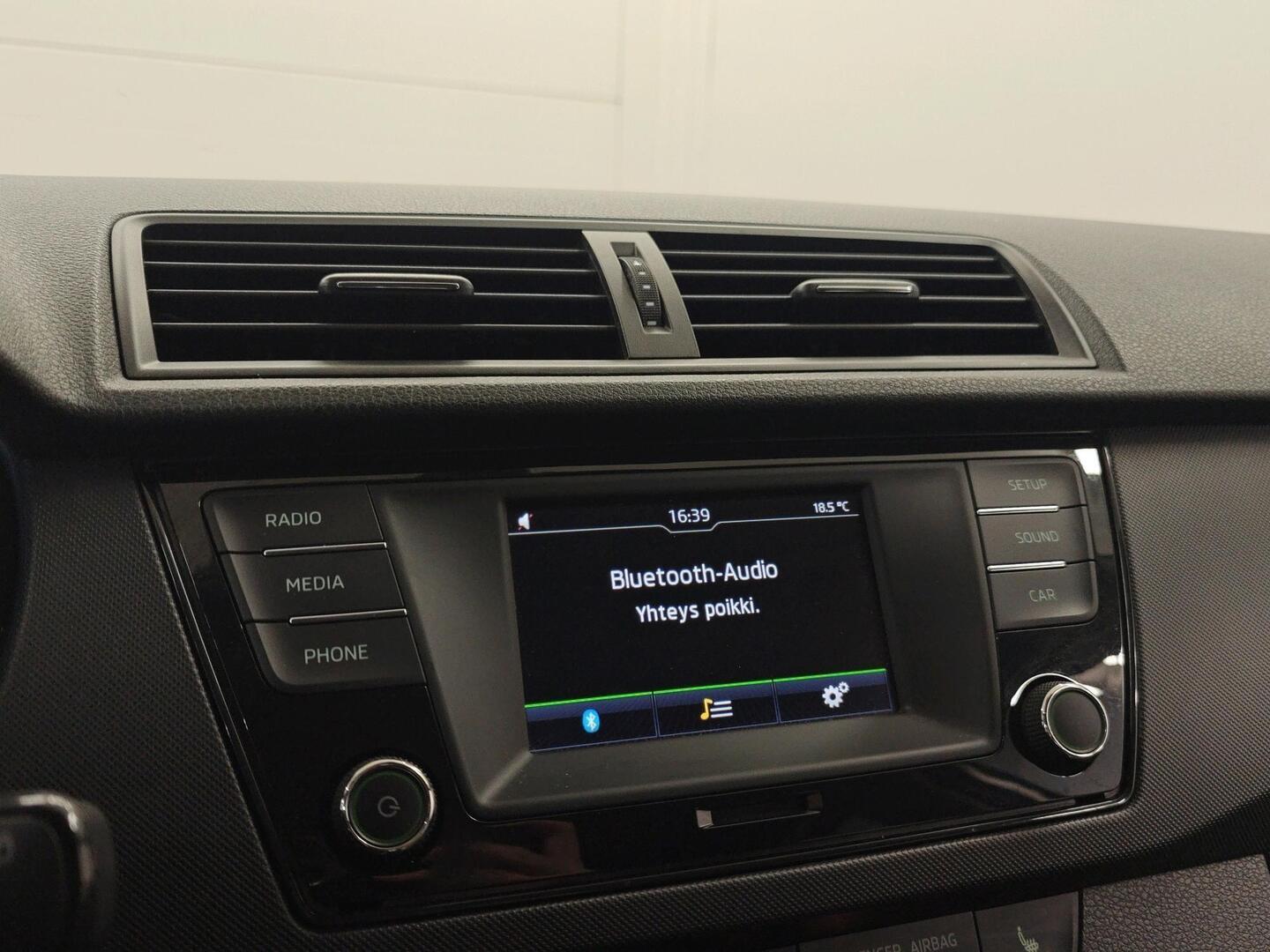 SKODA FABIA 2016