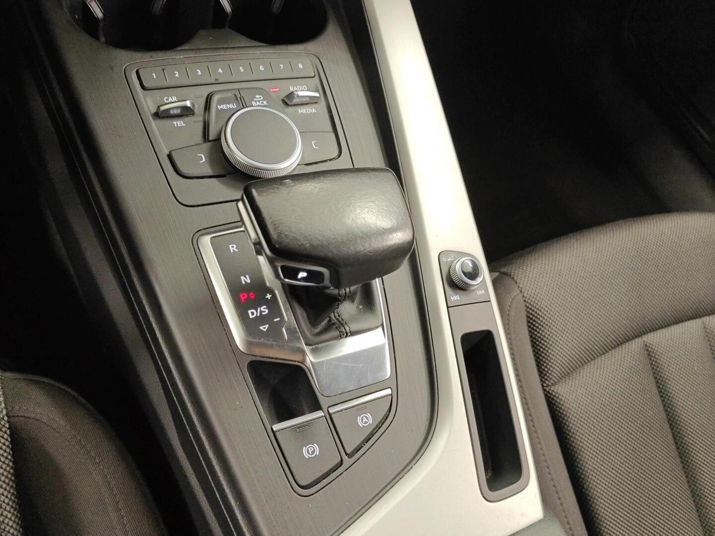 AUDI A4 2016
