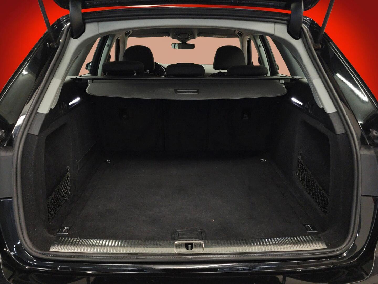 AUDI A4 2016