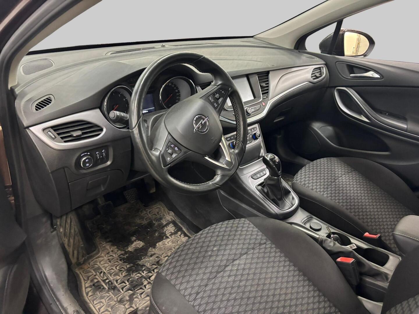 OPEL Astra 2017