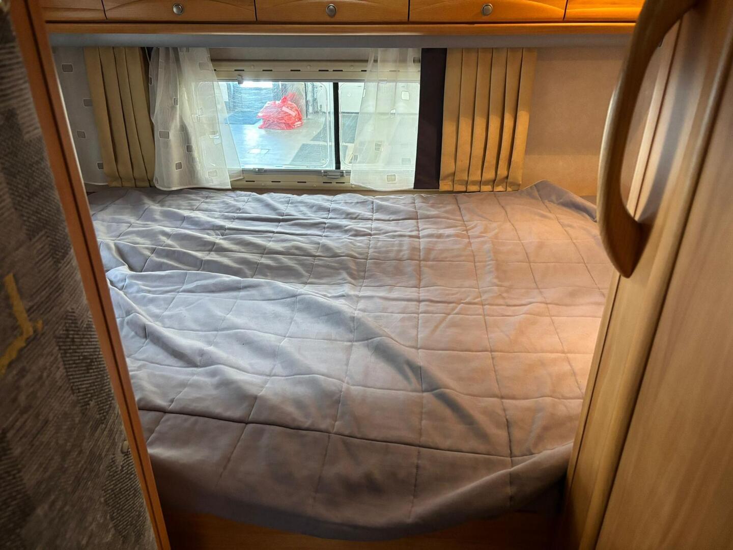 ADRIA Stargo 670 SP 2004