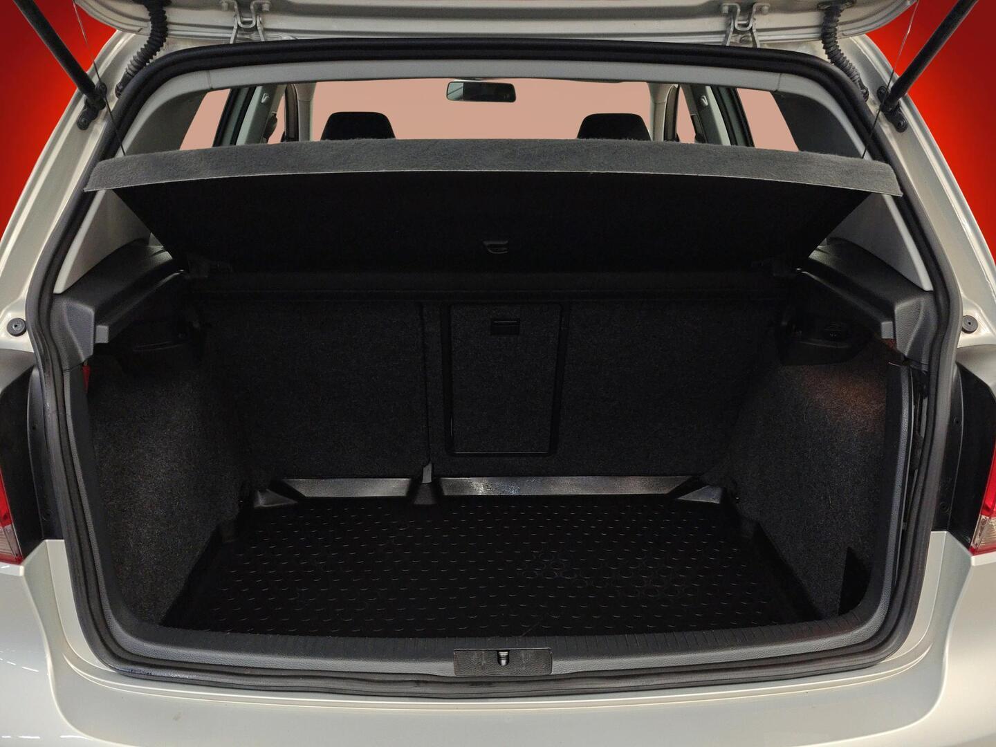 VOLKSWAGEN Golf 2011