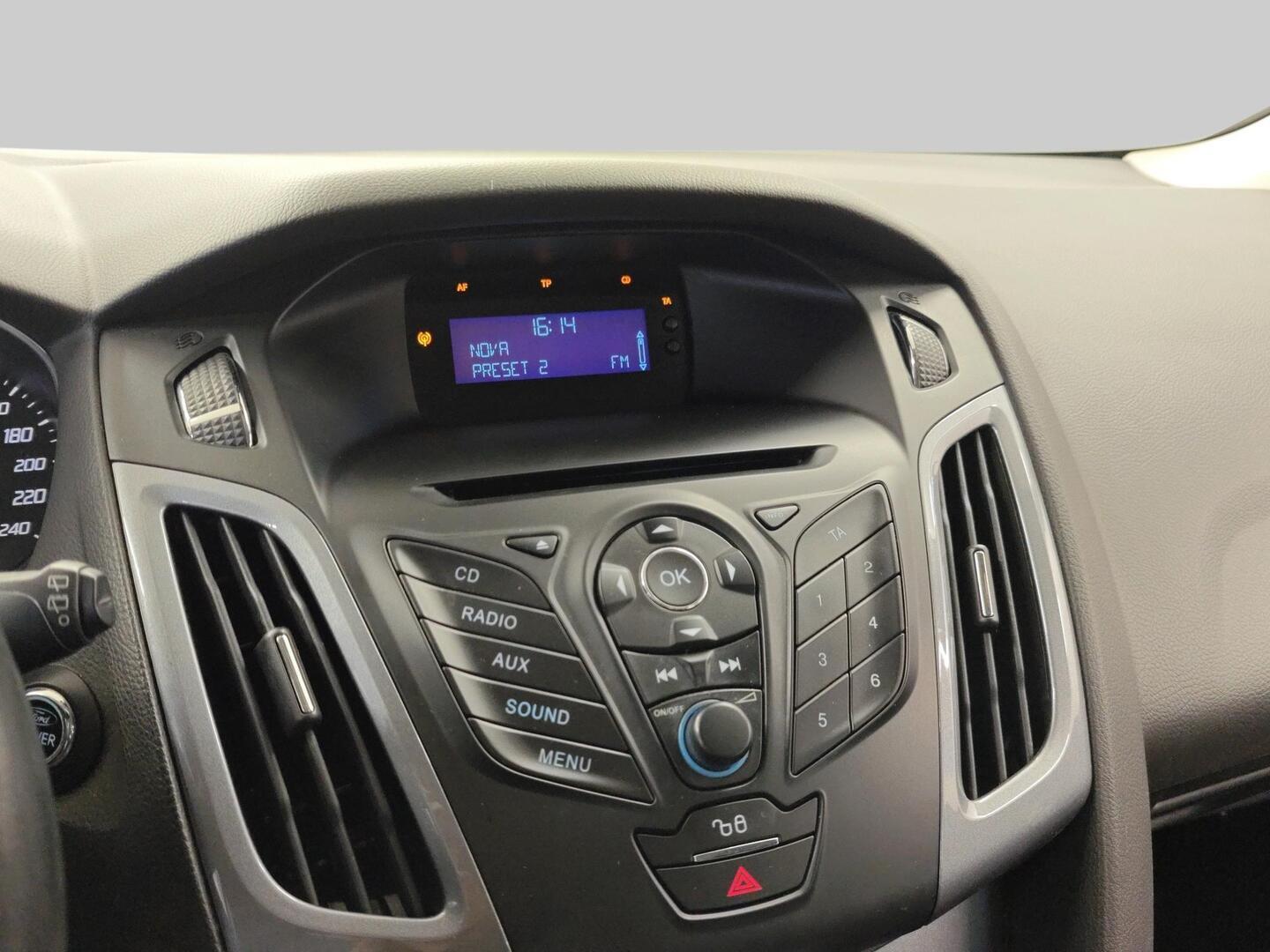 FORD Focus 2012