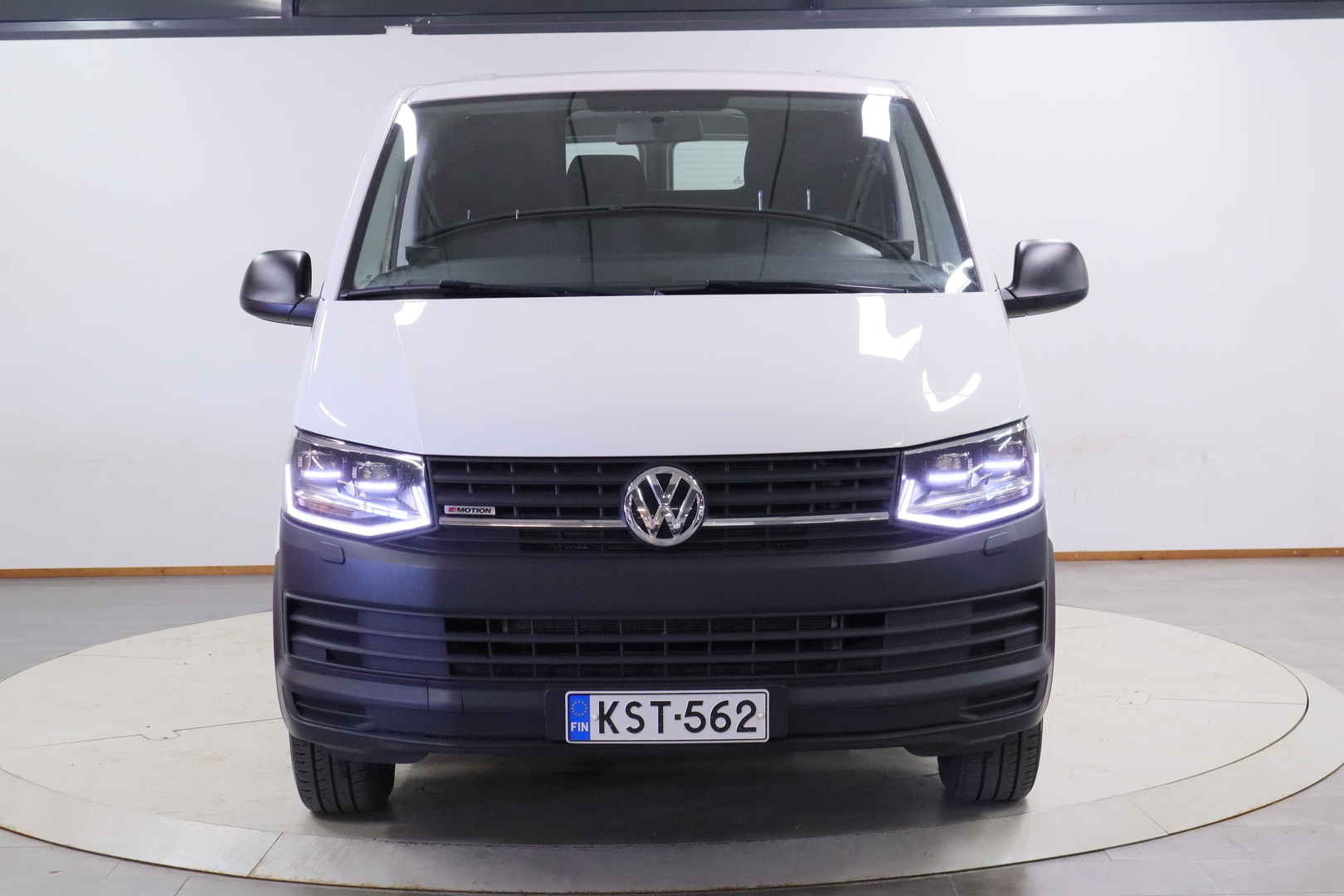 VOLKSWAGEN Transporter 2017