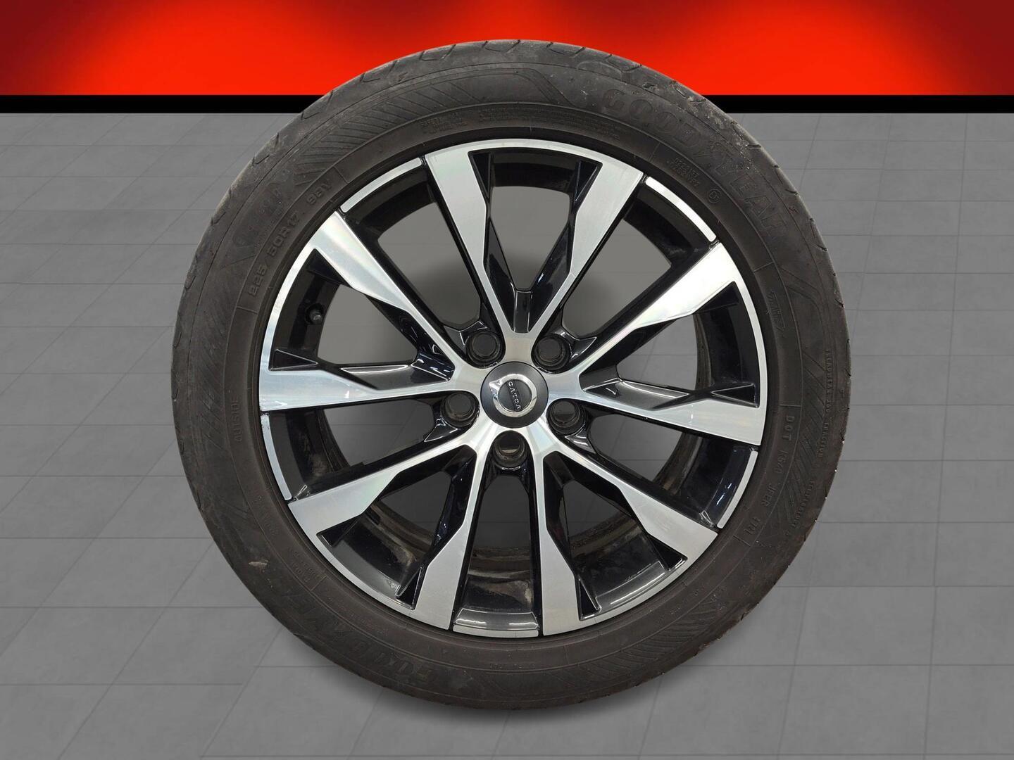 VOLVO V40 Cross Country 2018