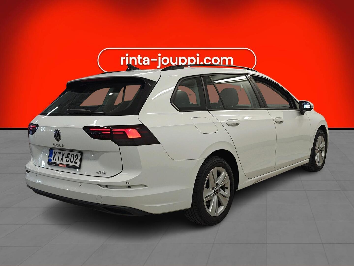 VOLKSWAGEN Golf 2021