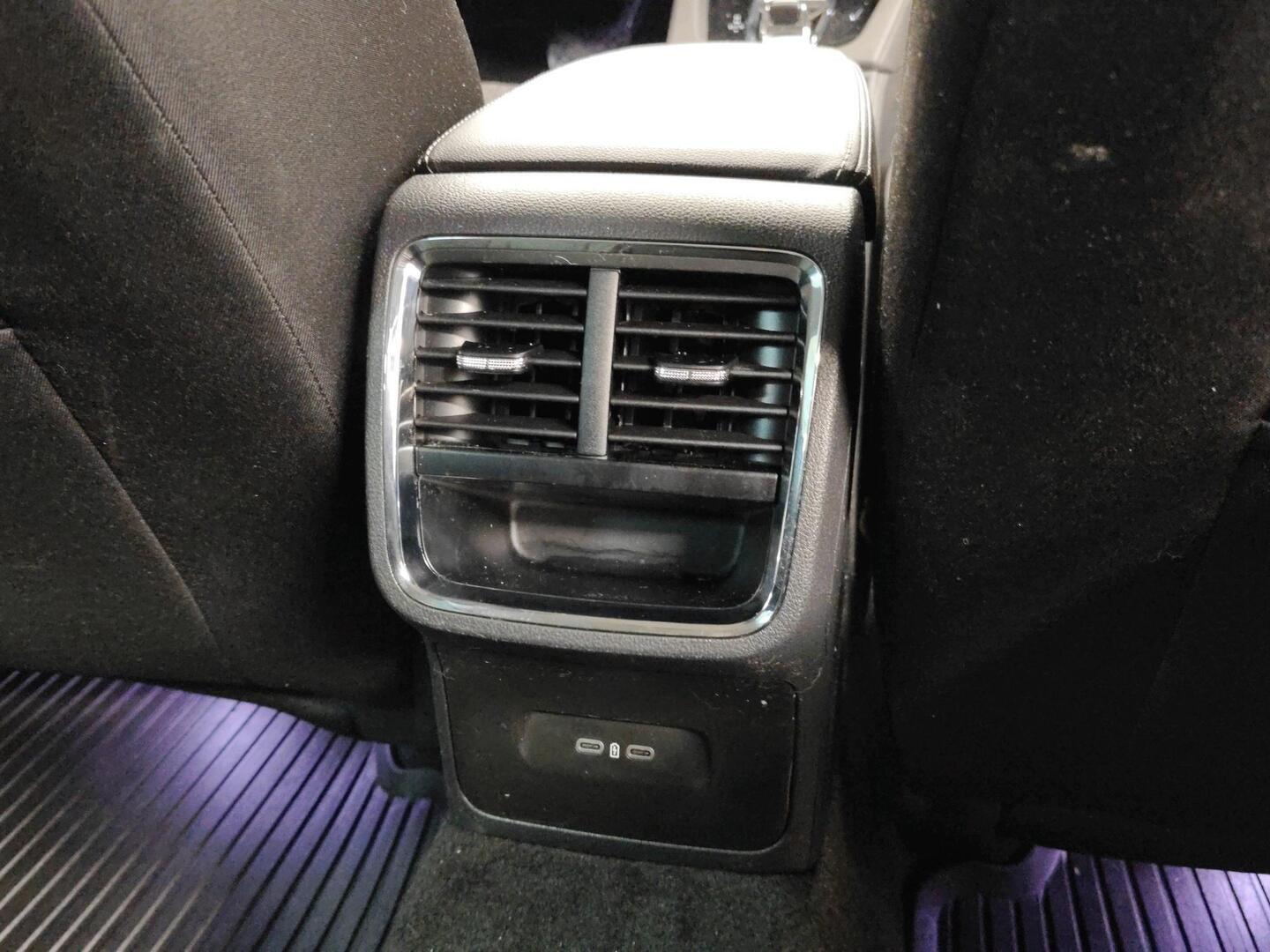 SKODA Octavia 2021