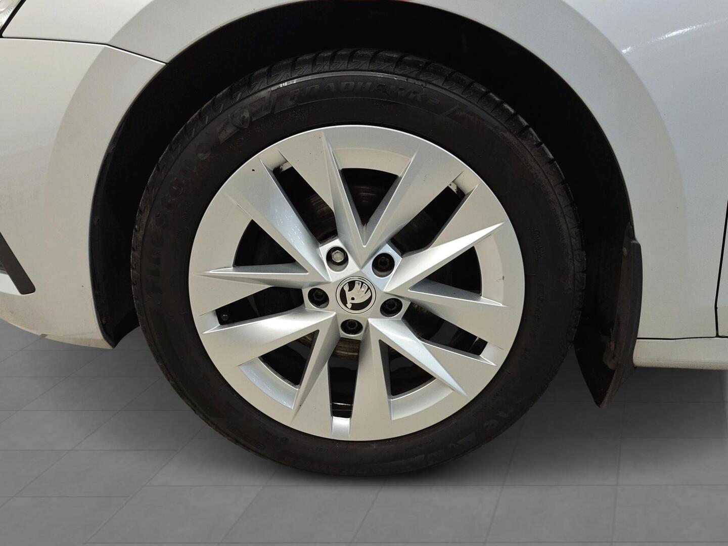 SKODA Octavia 2021