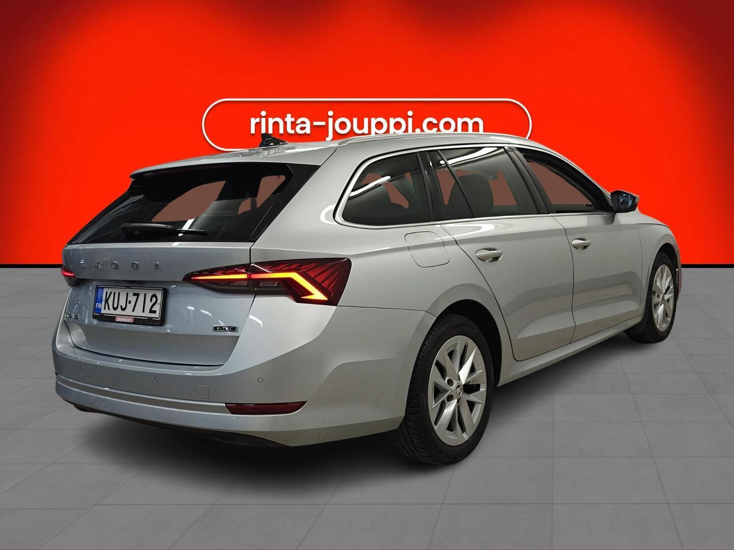 SKODA Octavia 2021