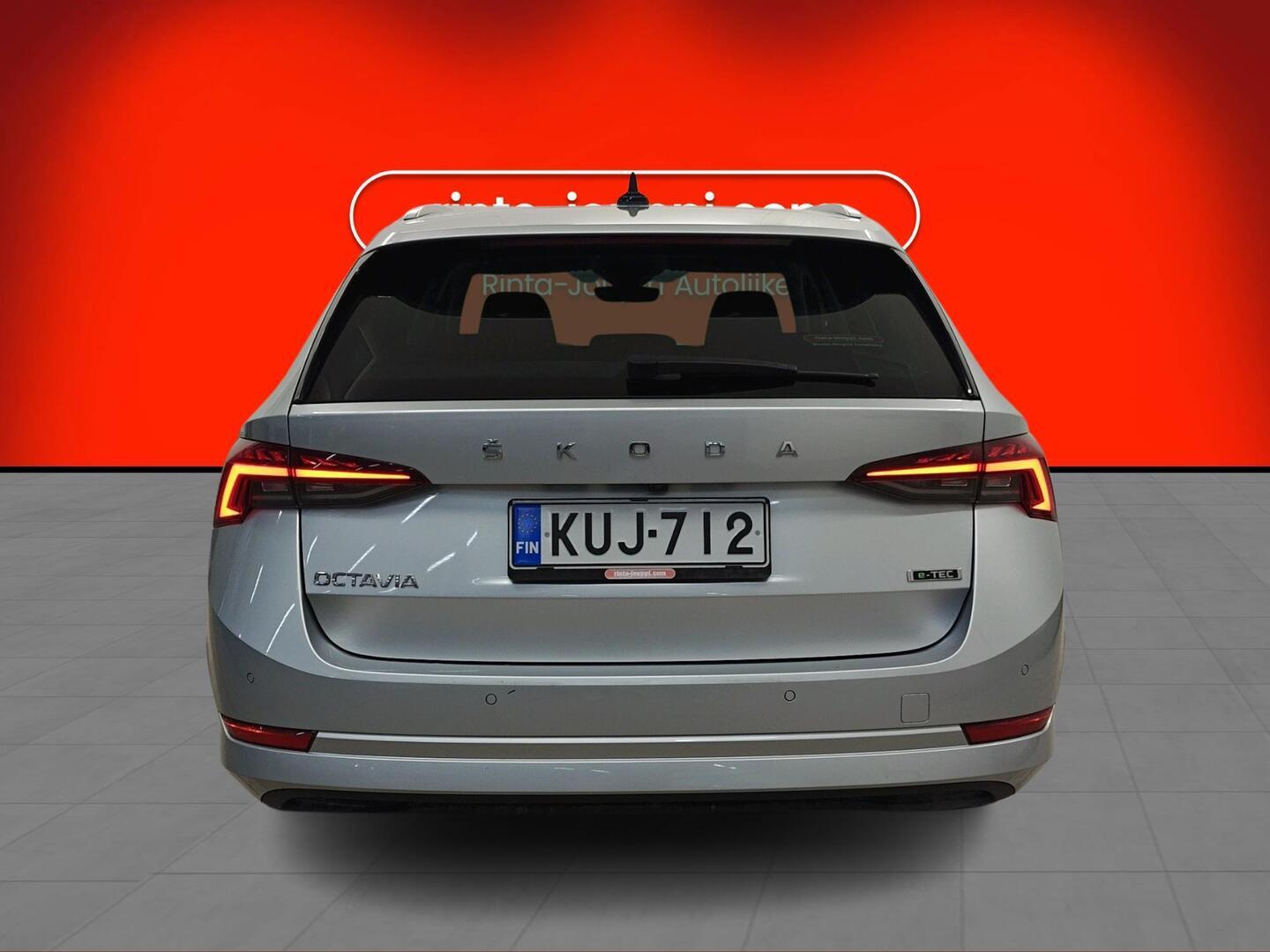 SKODA Octavia 2021