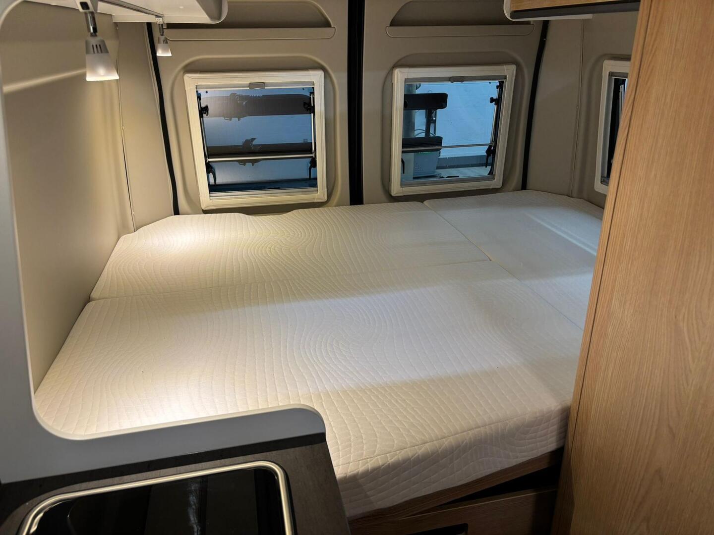 SUNLIGHT CLIFF 600 CVE 2025