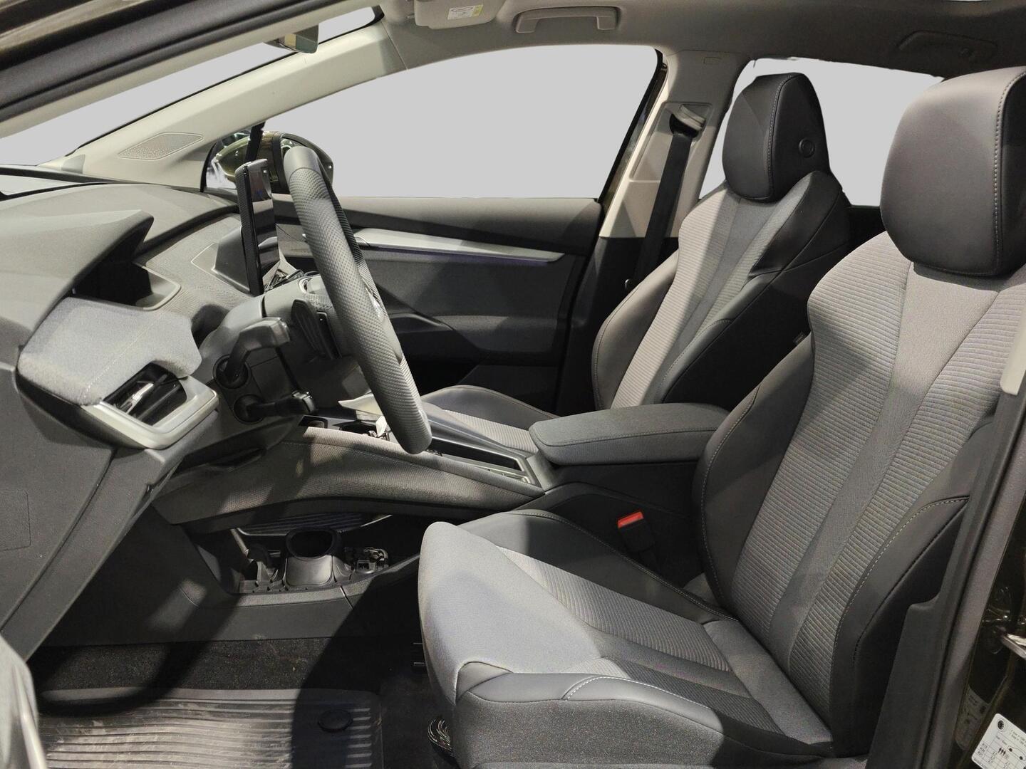 SKODA Enyaq 2026