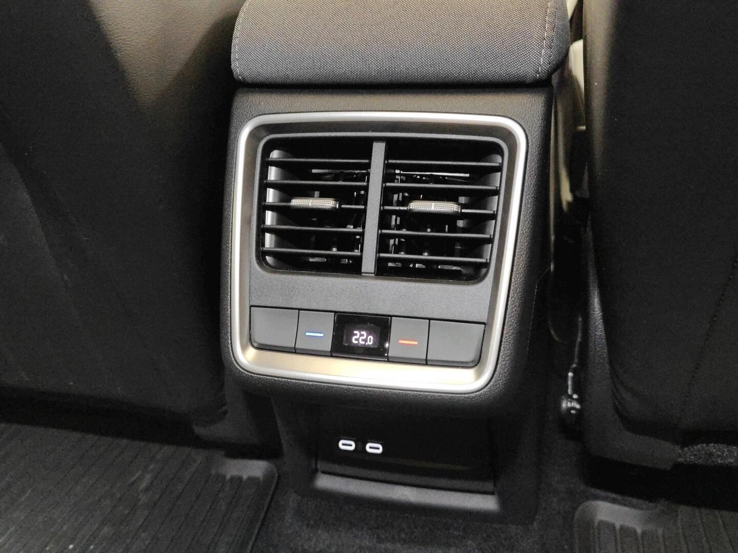 SKODA Enyaq 2026