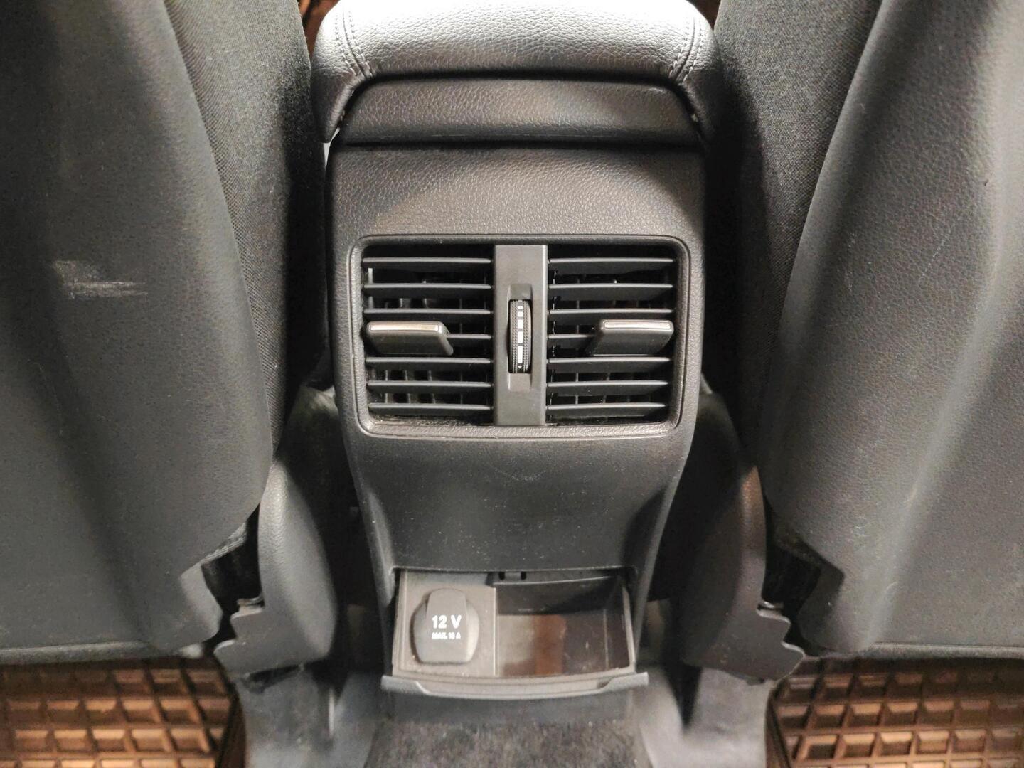 MERCEDES-BENZ B 2012