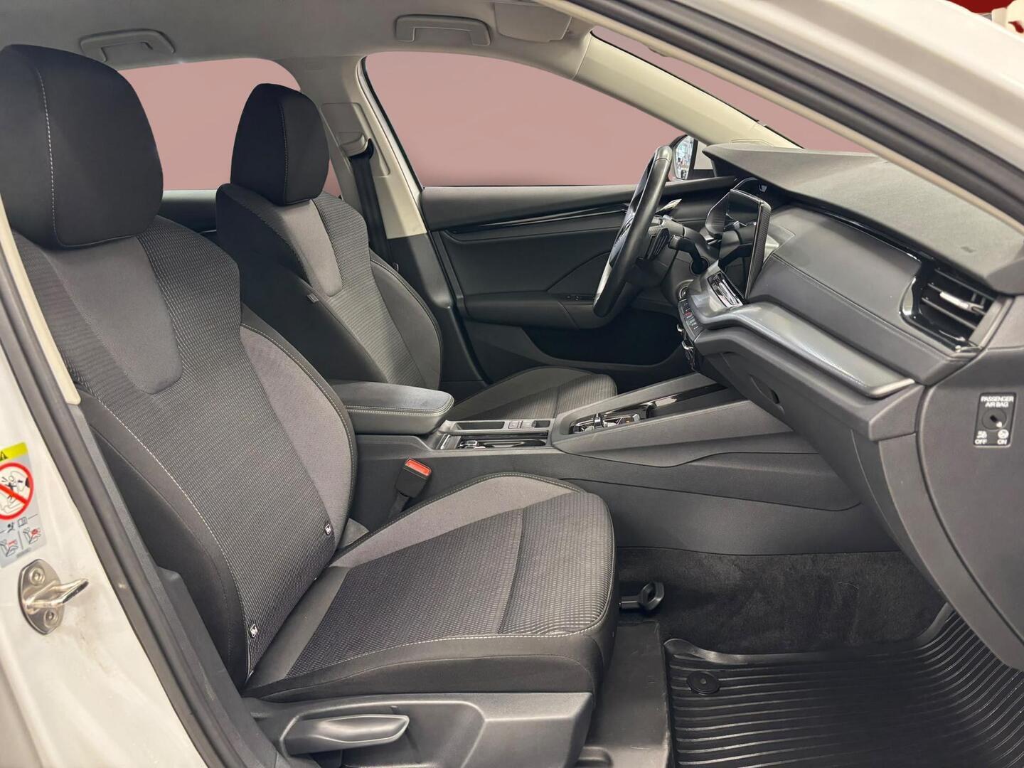 SKODA Octavia 2024