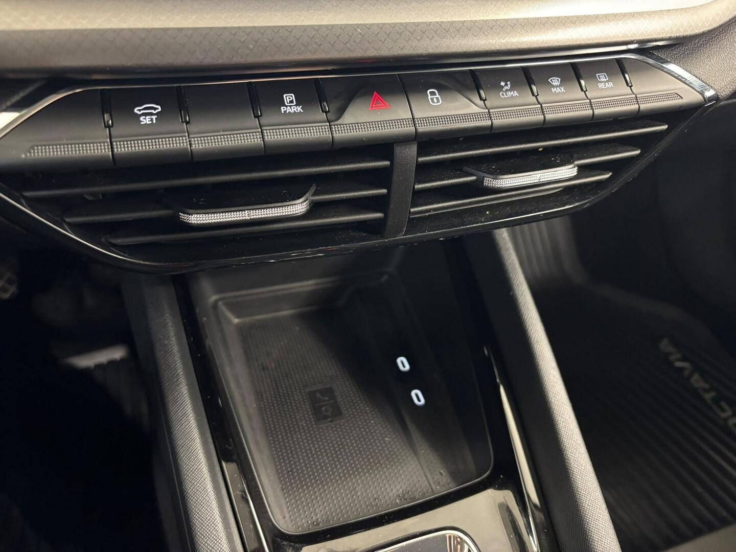 SKODA Octavia 2024