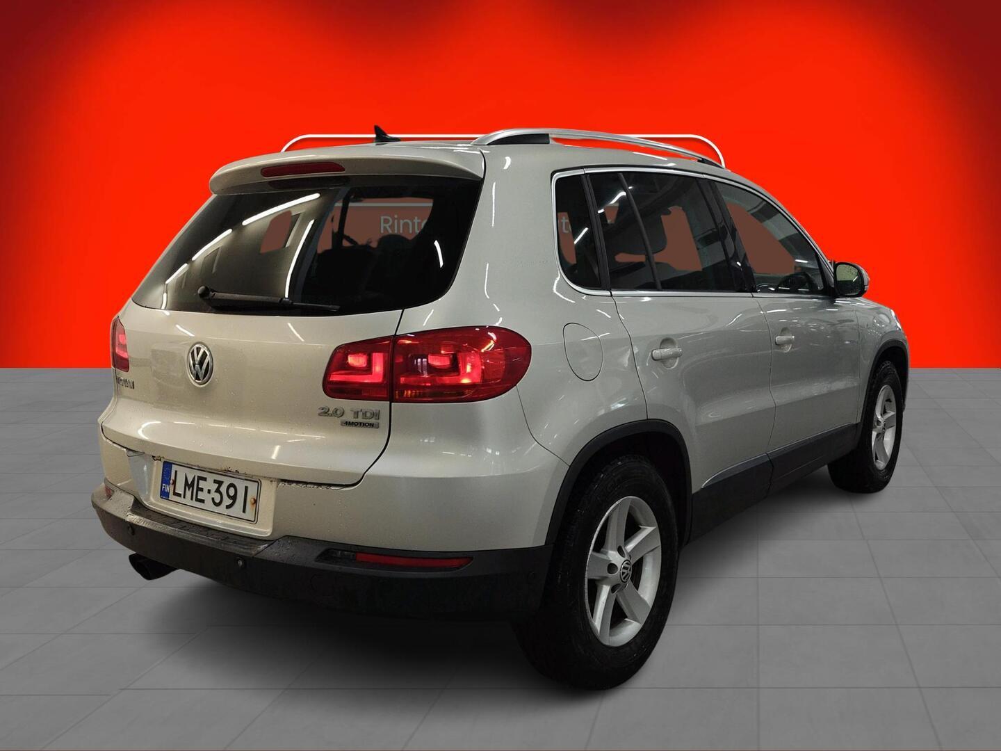 VOLKSWAGEN Tiguan 2013