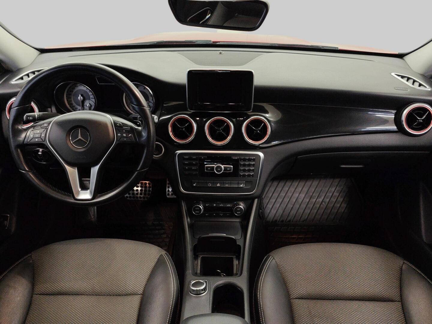 MERCEDES-BENZ CLA 2015