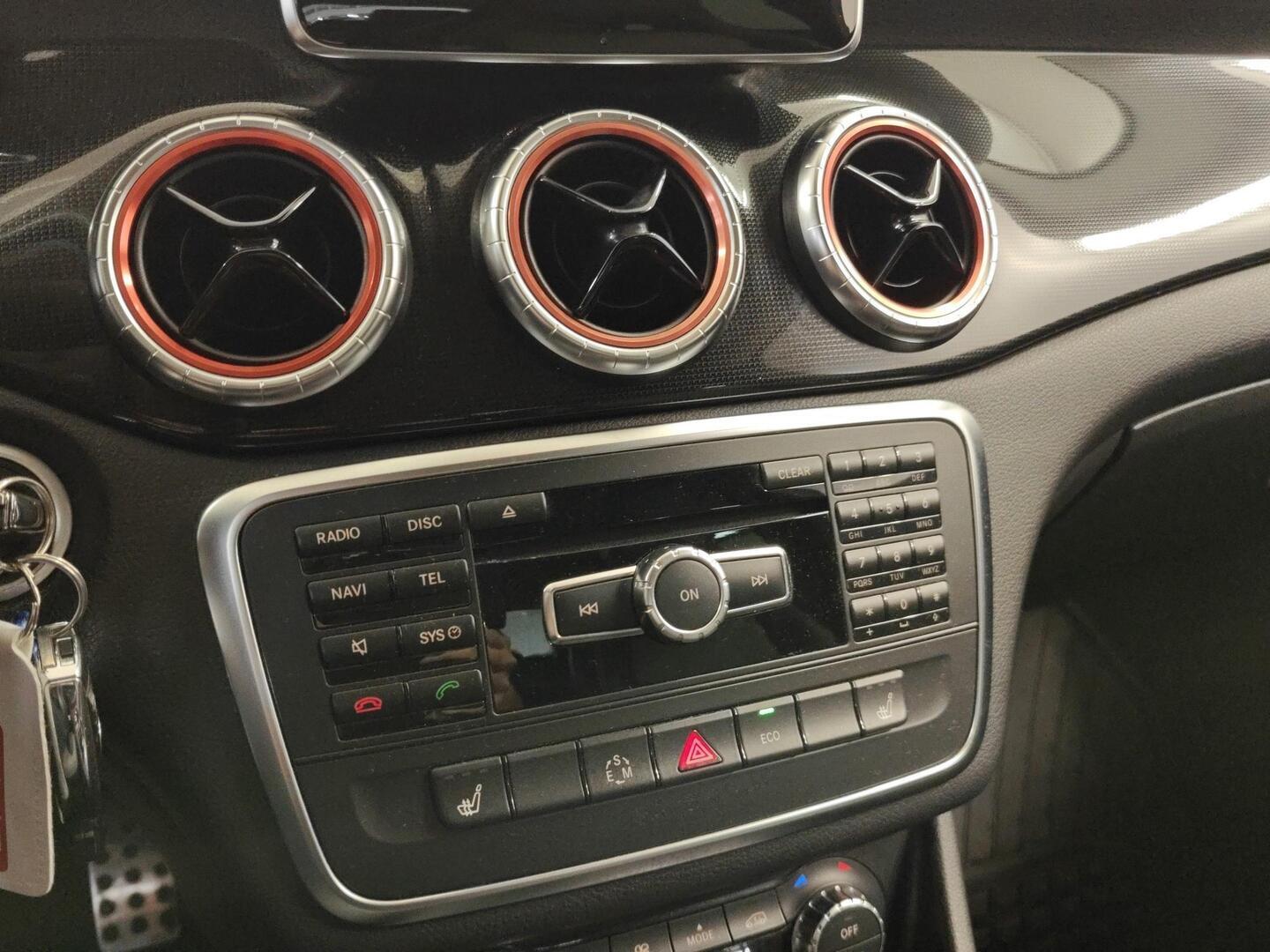 MERCEDES-BENZ CLA 2015
