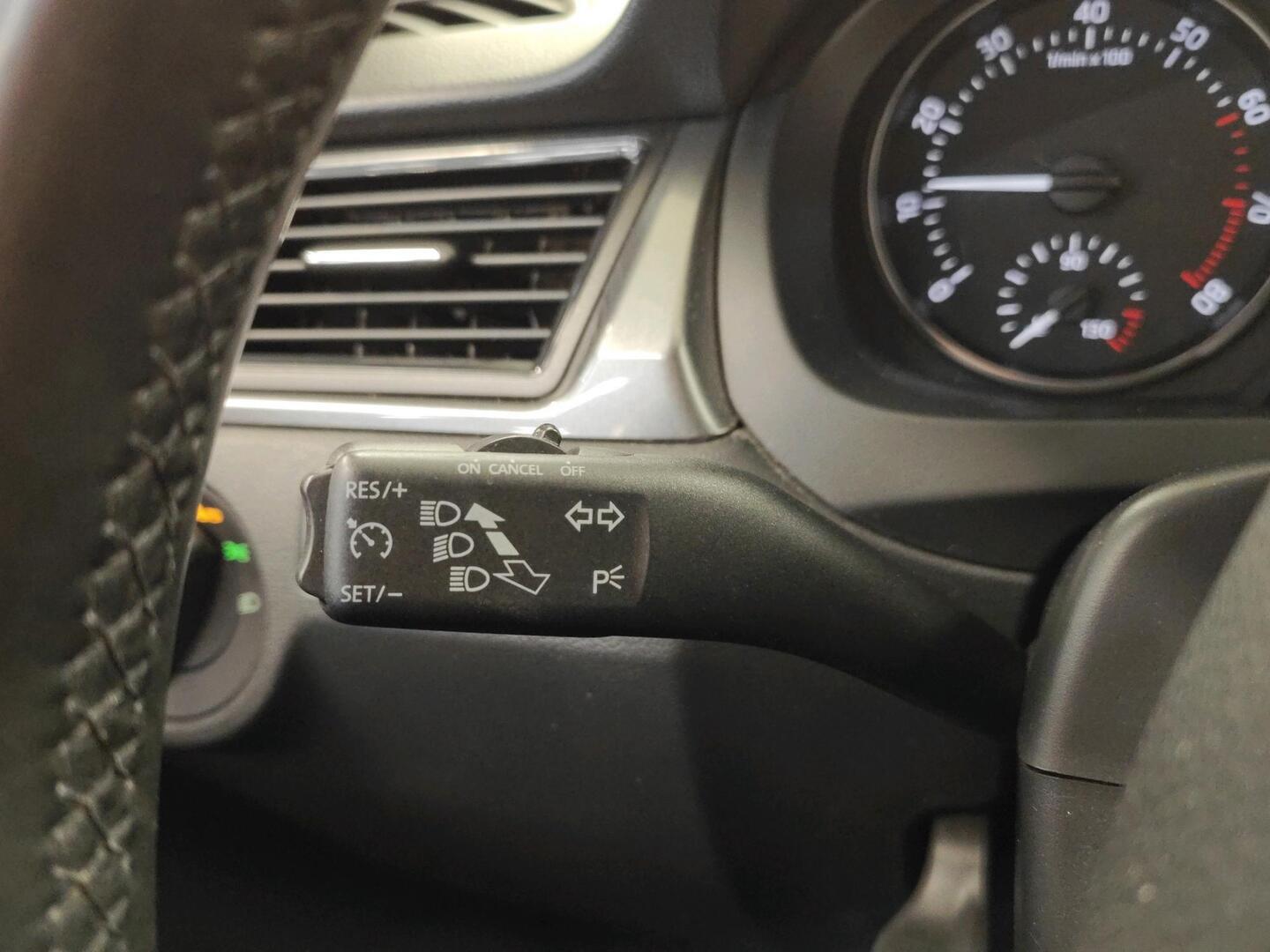 SKODA Rapid 2015