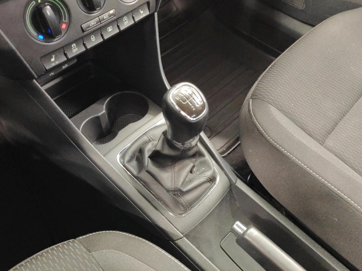 SKODA Rapid 2015