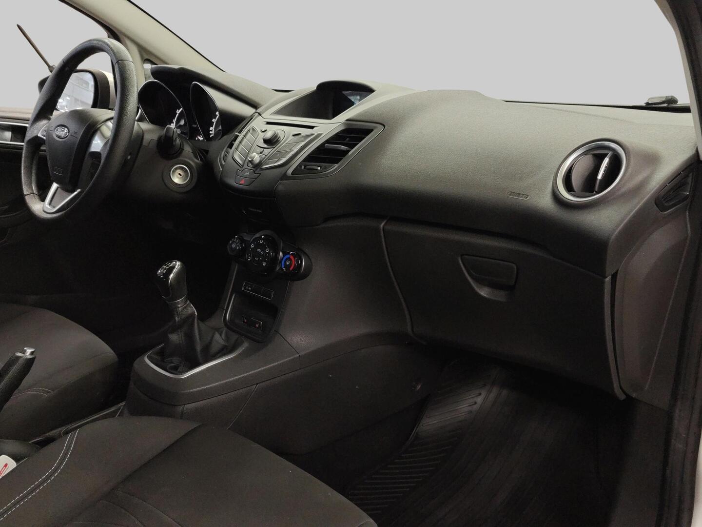 FORD Fiesta 2014