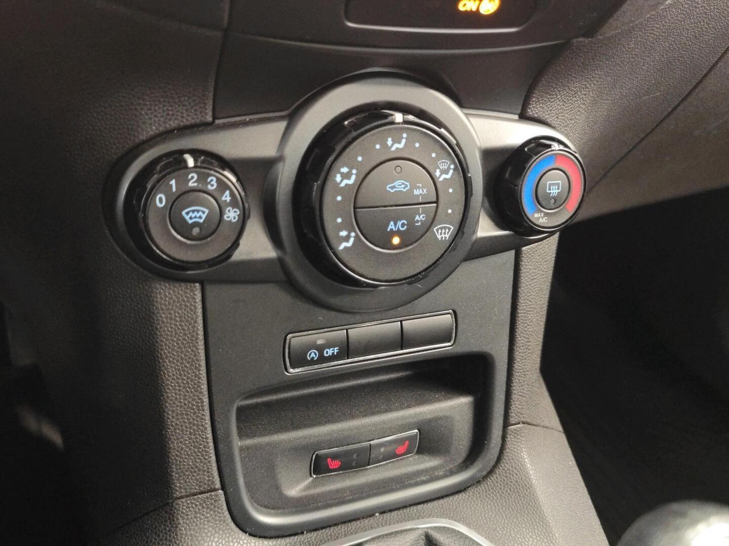 FORD Fiesta 2014