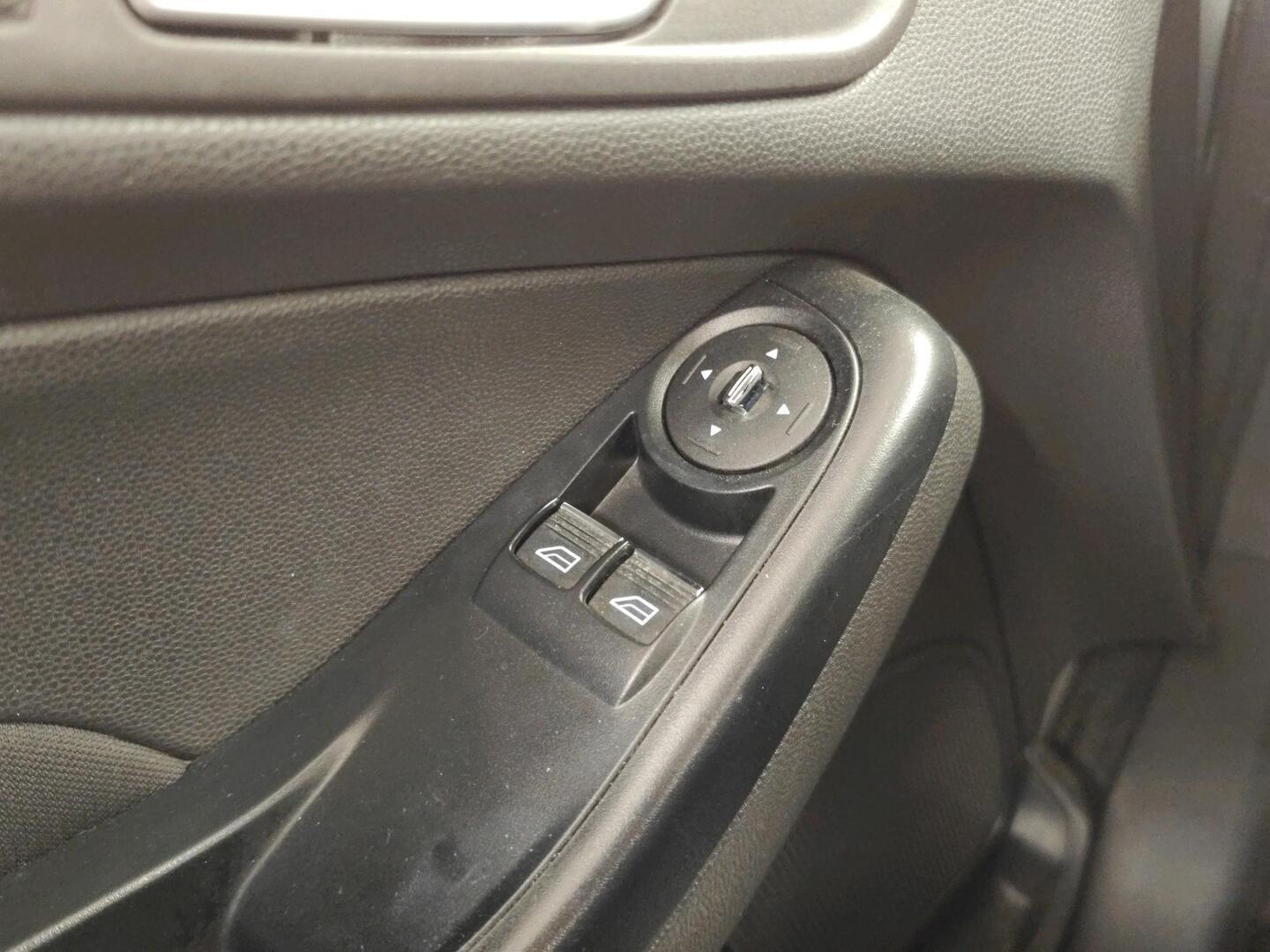 FORD Fiesta 2014