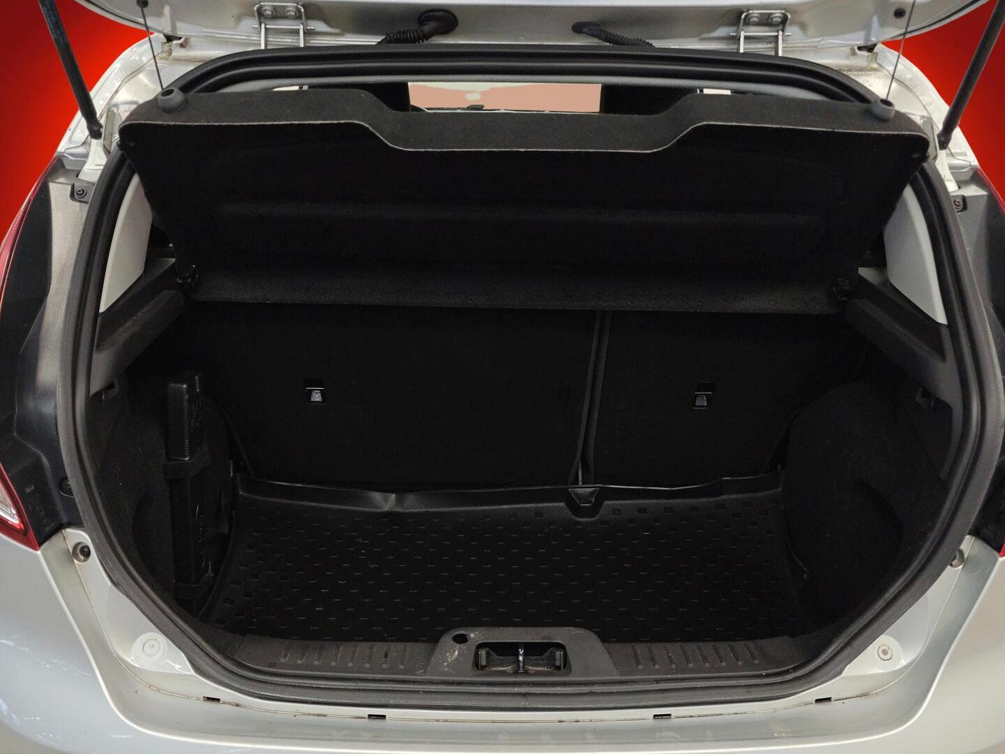 FORD Fiesta 2014