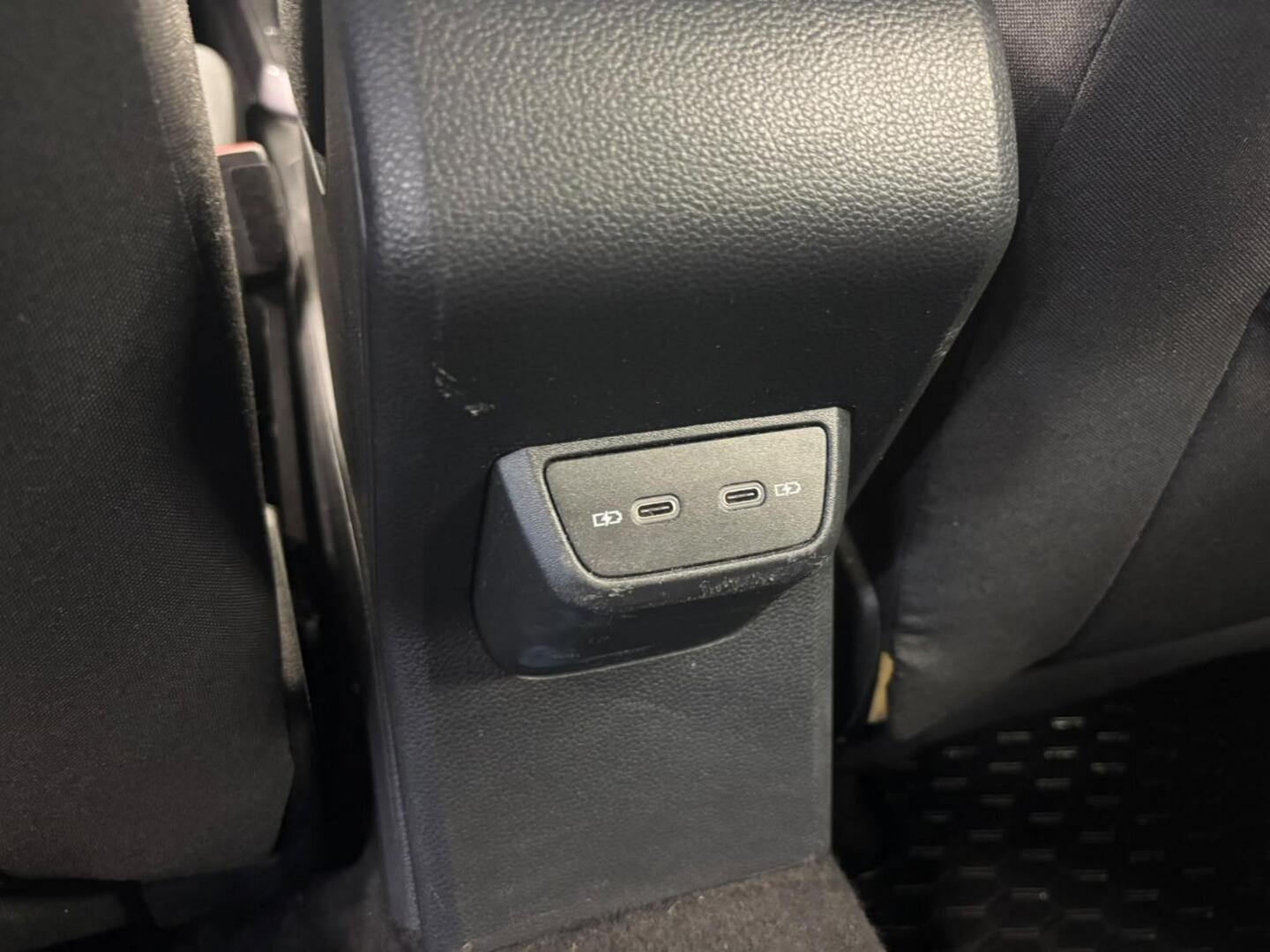 VOLKSWAGEN Polo 2021