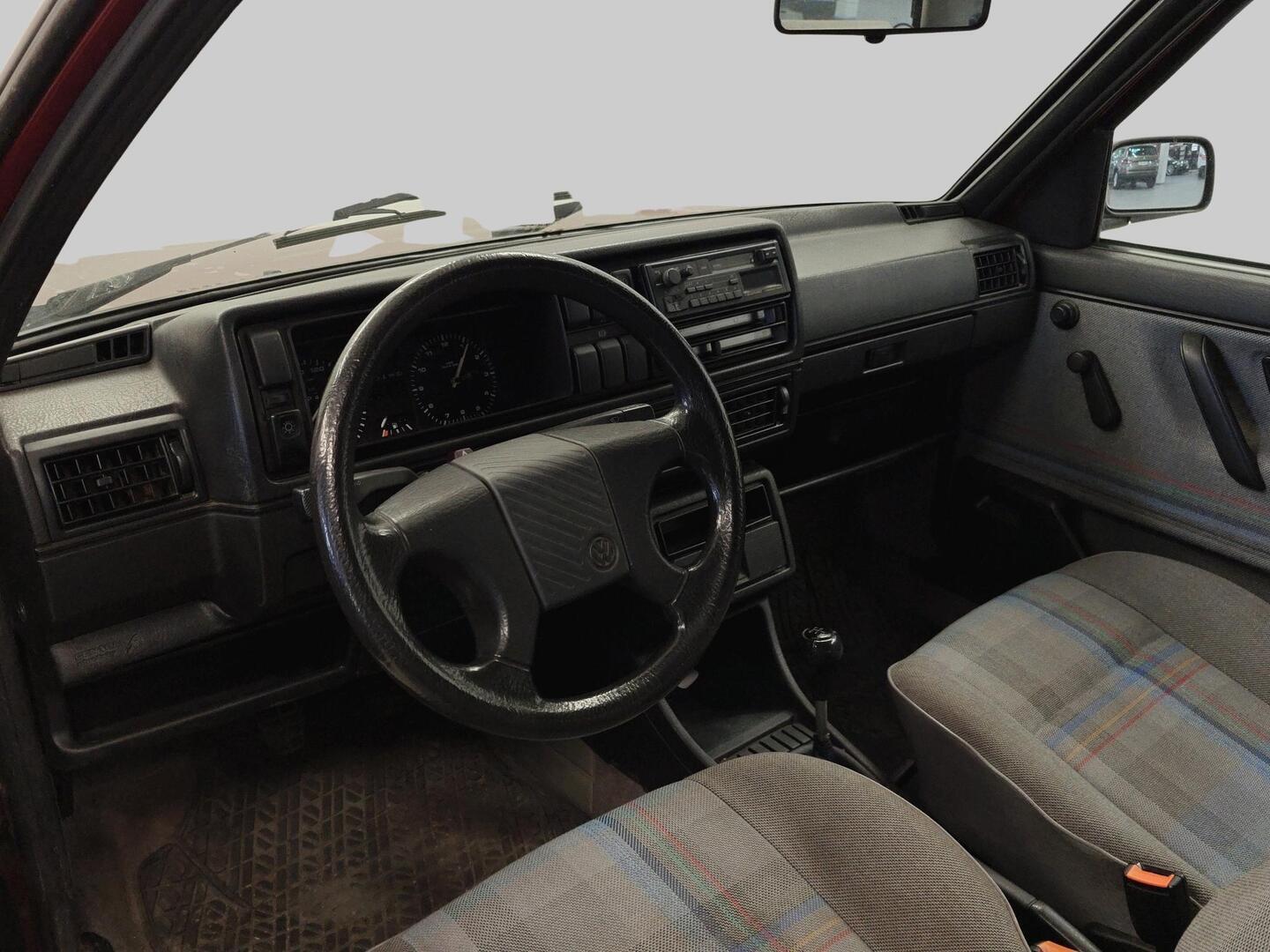 VOLKSWAGEN Golf 1990