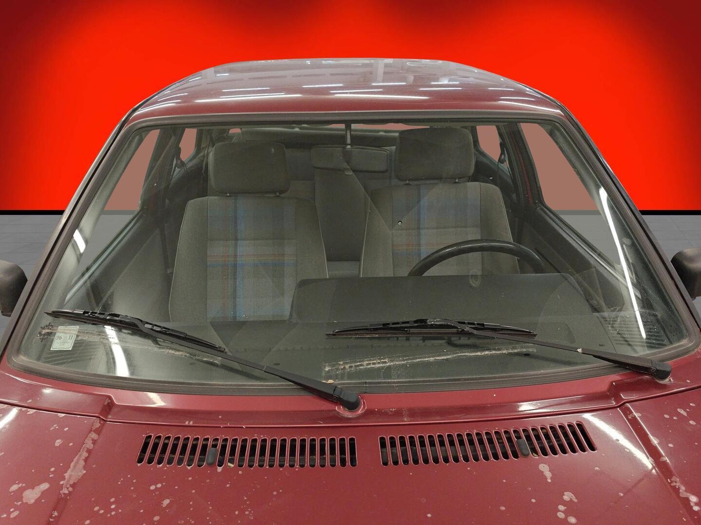 VOLKSWAGEN Golf 1990