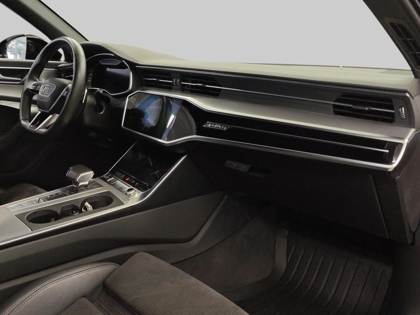 AUDI A6 2020