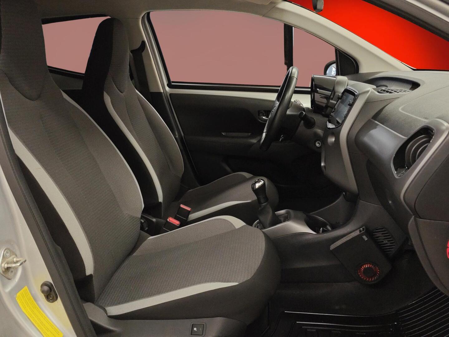 TOYOTA AYGO 2021