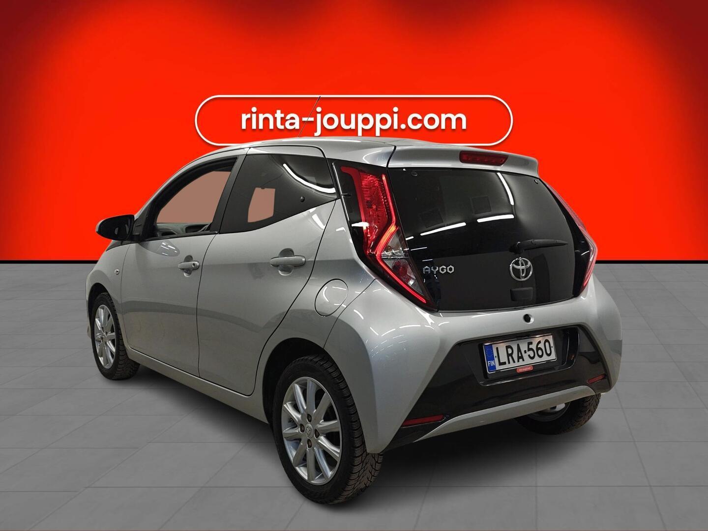 TOYOTA AYGO 2021