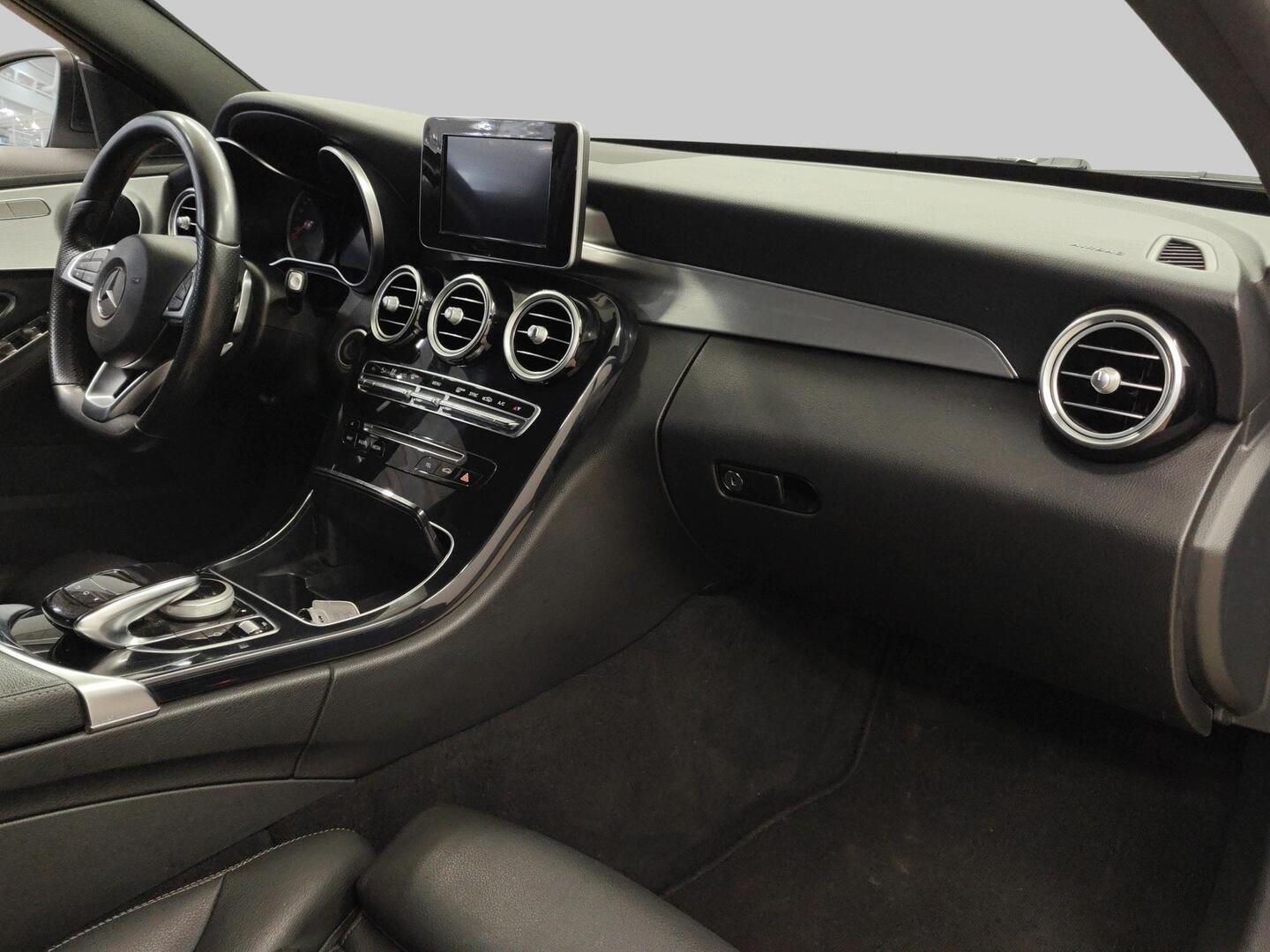 MERCEDES-BENZ C 2016