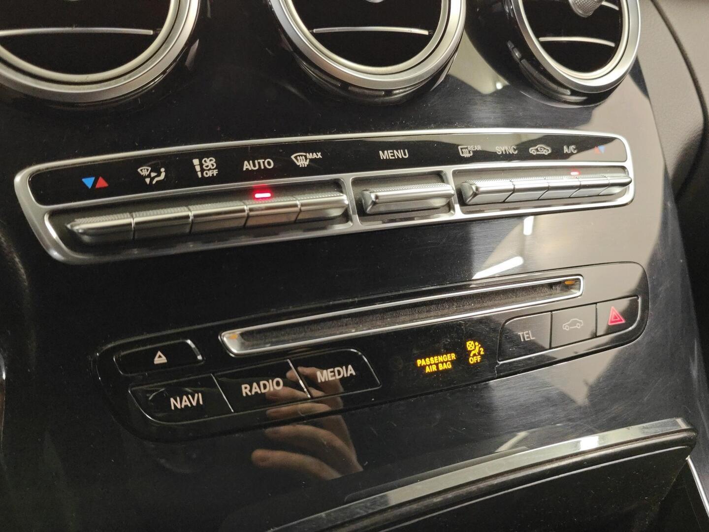 MERCEDES-BENZ C 2016