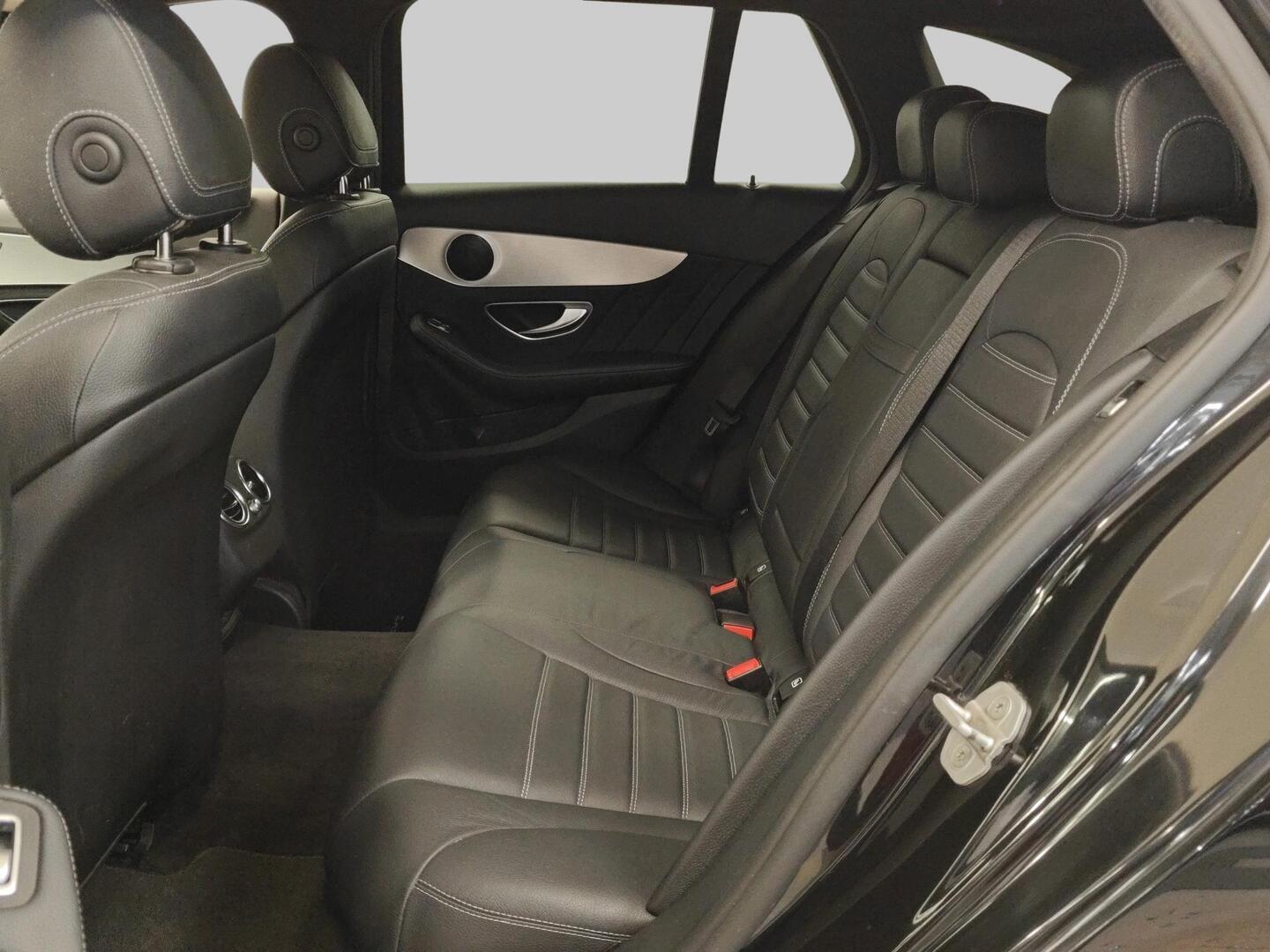 MERCEDES-BENZ C 2016