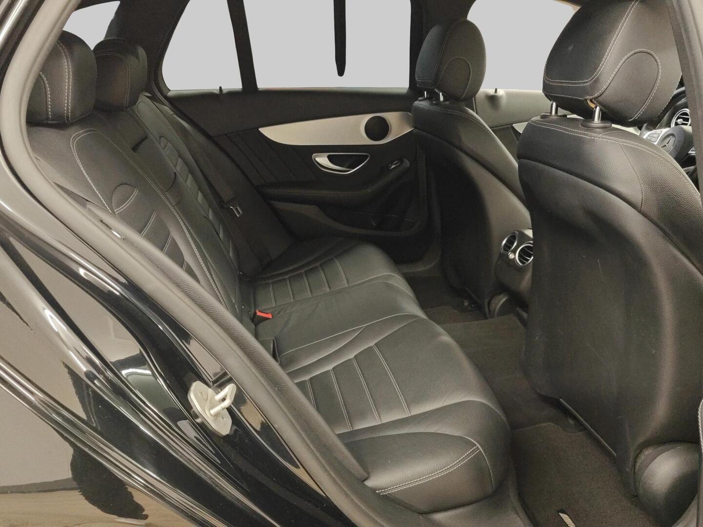 MERCEDES-BENZ C 2016