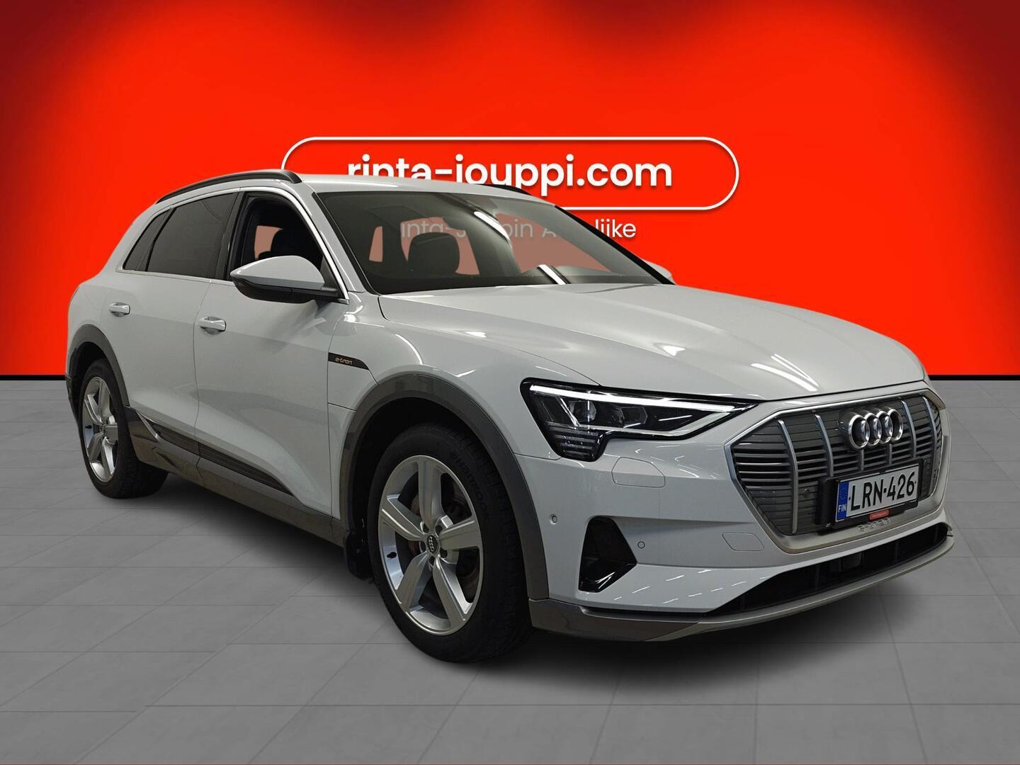 AUDI e-tron 2019