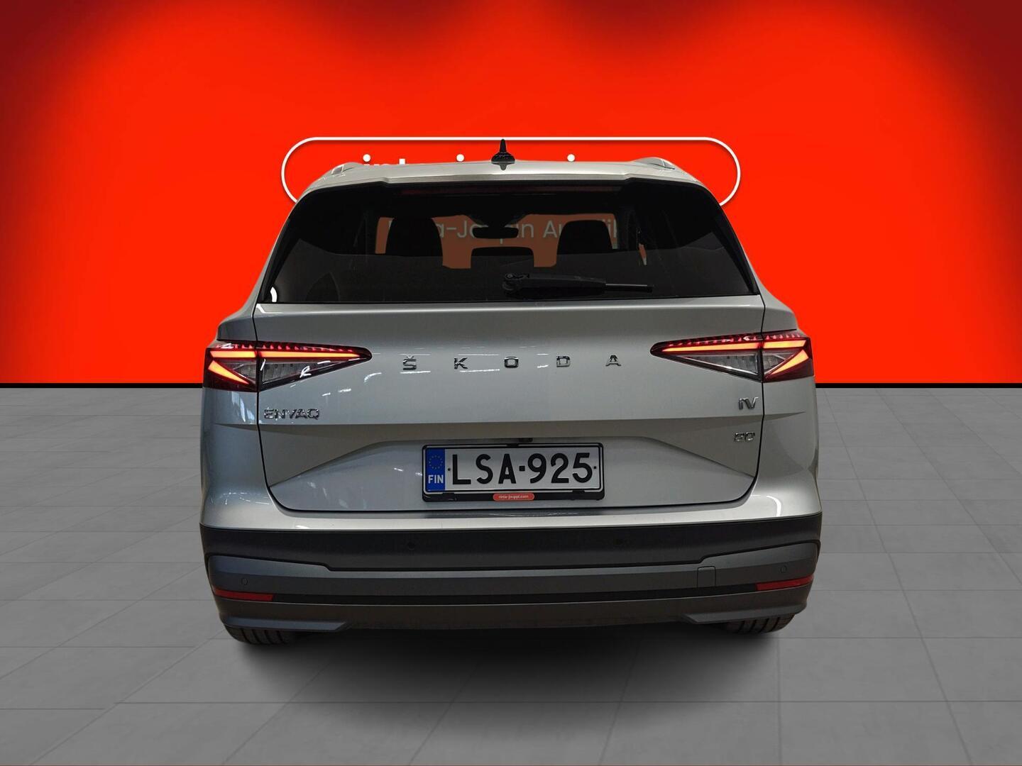 SKODA Enyaq 2023