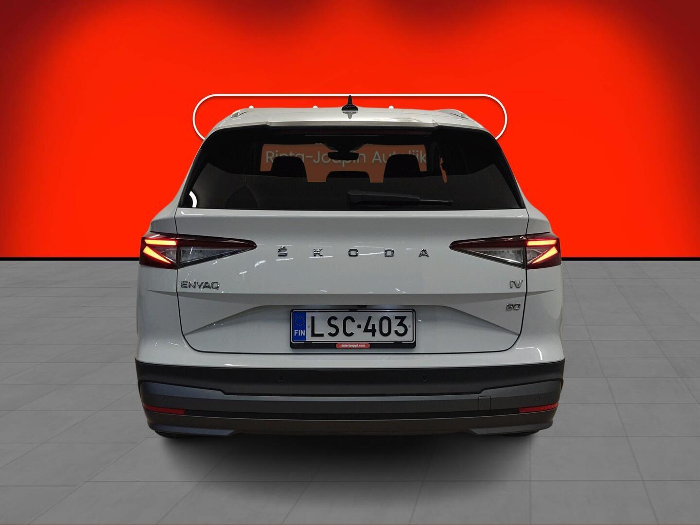 SKODA Enyaq 2023